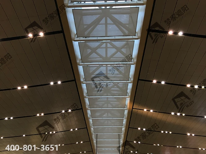 昆明机场1.png 昆明机场1.png